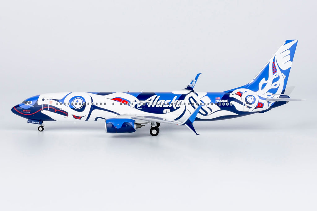 Alaska Airlines Boeing 737-800 N559AS Xaat Kwaani Salmon People NG Model 08001 Scale 1:200
