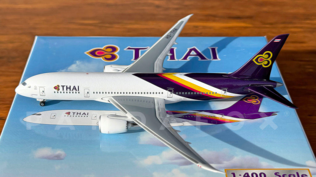 Thai Airways Boeing 787-8 HS-THA Phoenix 10141 Scale 1:400