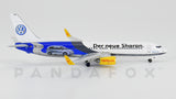 TUIfly Boeing 737-800 D-AHFB Der Neue Sharan Volkswagen Phoenix 10422 PH4TUI551 Scale 1:400