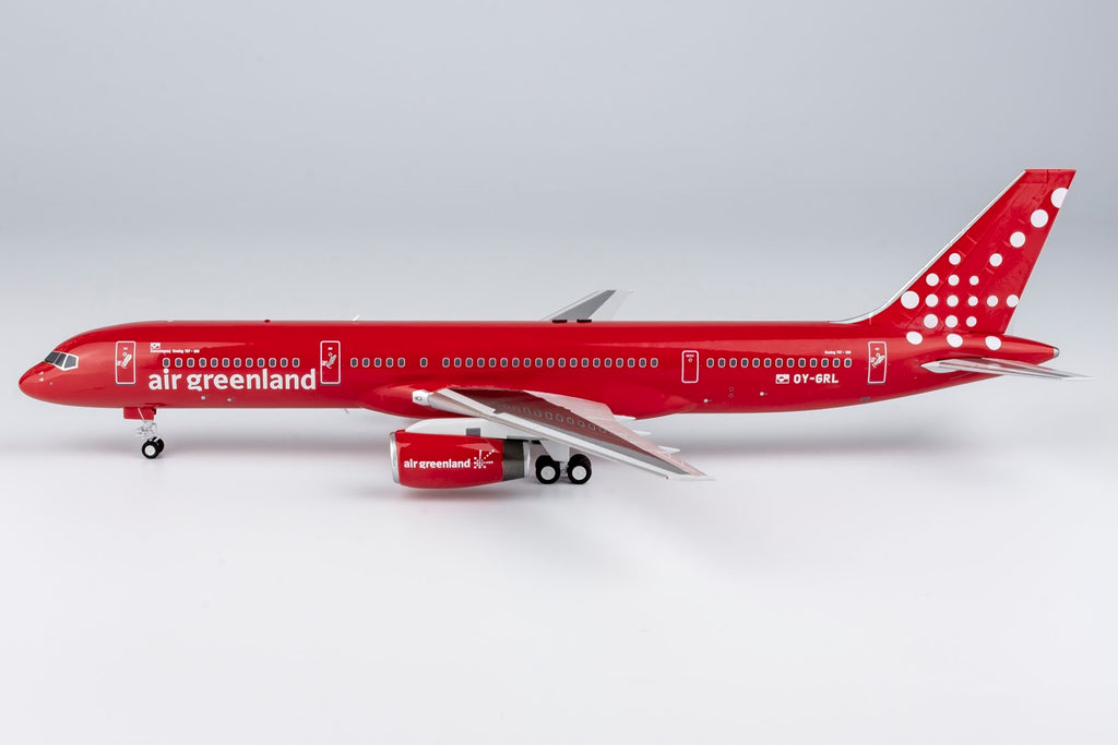 Air Greenland Boeing 757-200 OY-GRL NG Model 42015 Scale 1:200
