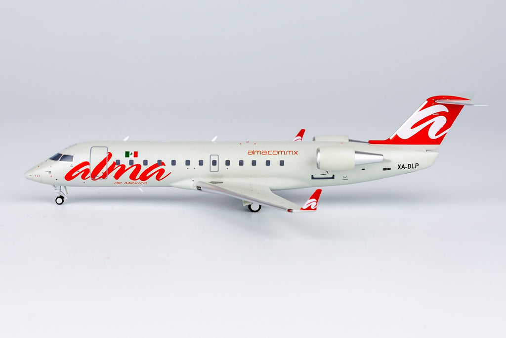 ALMA de México Bombardier CRJ200ER XA-DLP NG Model 52085 Scale 1:200