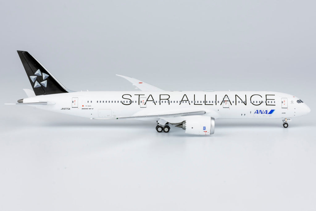 ANA Boeing 787-9 JA875A Star Alliance NG Model 55112 Scale 1:400 