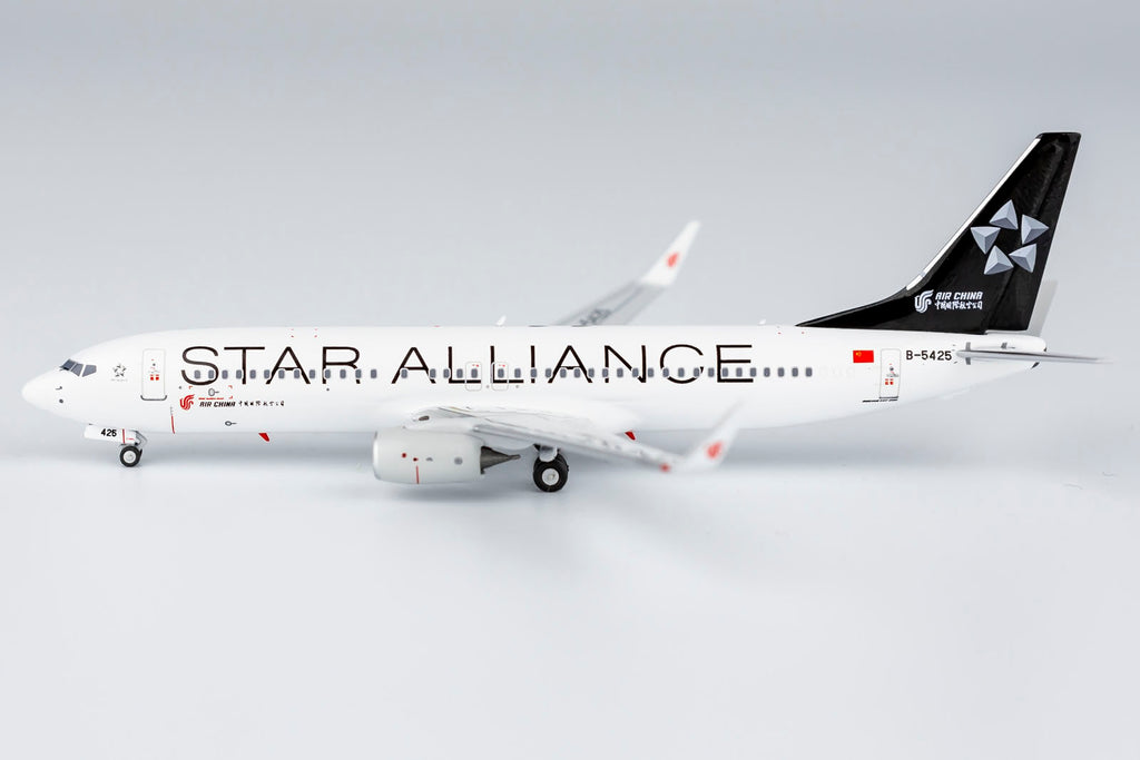 Air China Boeing 737-800 B-5425 Star Alliance NG Model 58176 Scale 1:400 Air China Boeing 737-800 B-5425 Star Alliance NG Model 58176 Scale 1:400