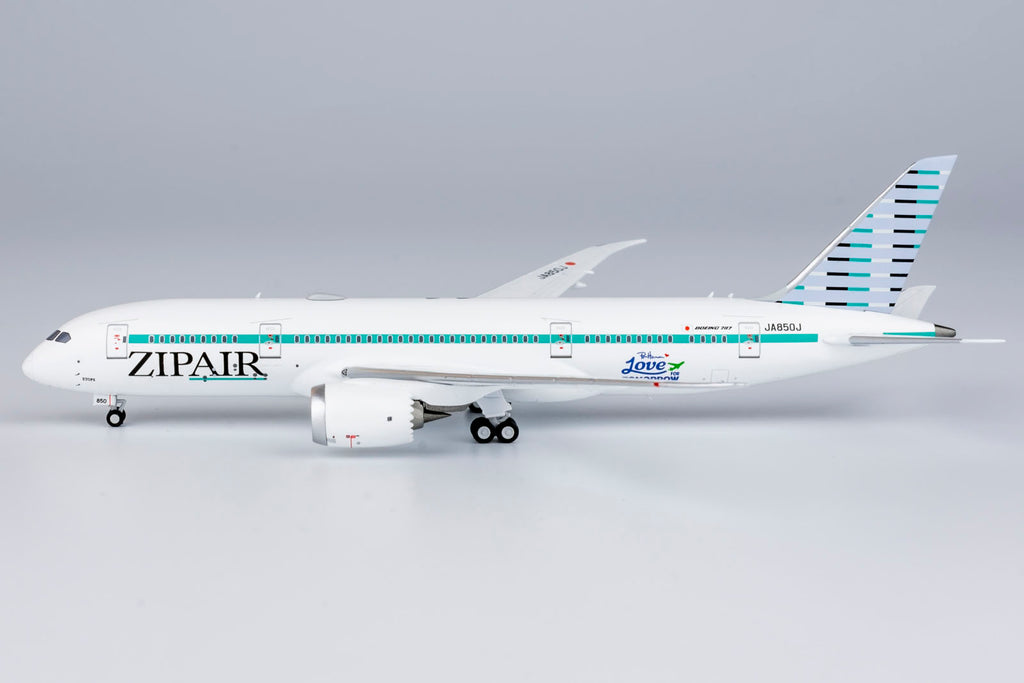 Zipair Tokyo Boeing 787-8 JA850J Love For Tomorrow NG Model 59018 Scale  1:400
