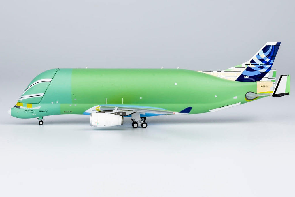 Airbus Transport International Airbus A330-743 Beluga XL F-WBXL NG Model 60009 Scale 1:400