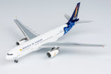 Boliviana de Aviación Airbus A330-200 CP-3209 NG Model 61061 Scale 1:400