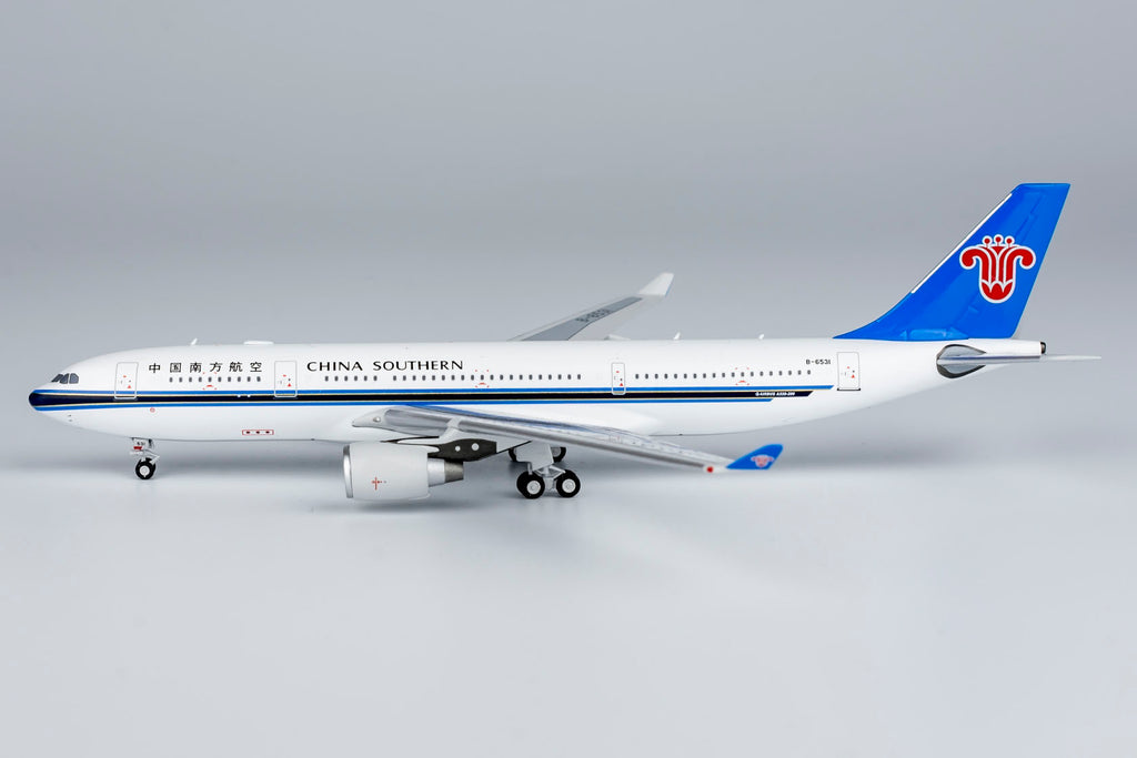 China Southern Airbus A330-200 B-6531 NG Model 61073 Scale 1:400