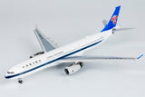 China Southern Airbus A330-300 B-300U NG Model 62065 Scale 1:400