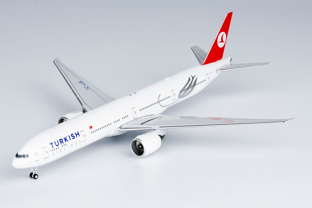 Turkish Airlines Boeing 777-300 16cm model airplane kits child Birthday gift pla Turkish Airlines Boeing 777-300 16cm model airplane kits child Birthday gift pla