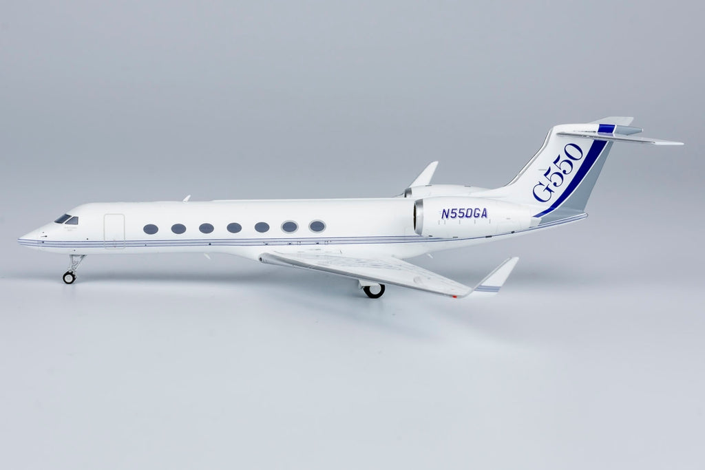 Gulfstream Aerospace Gulfstream G550 N550GA NG Model 75022 Scale 1:200