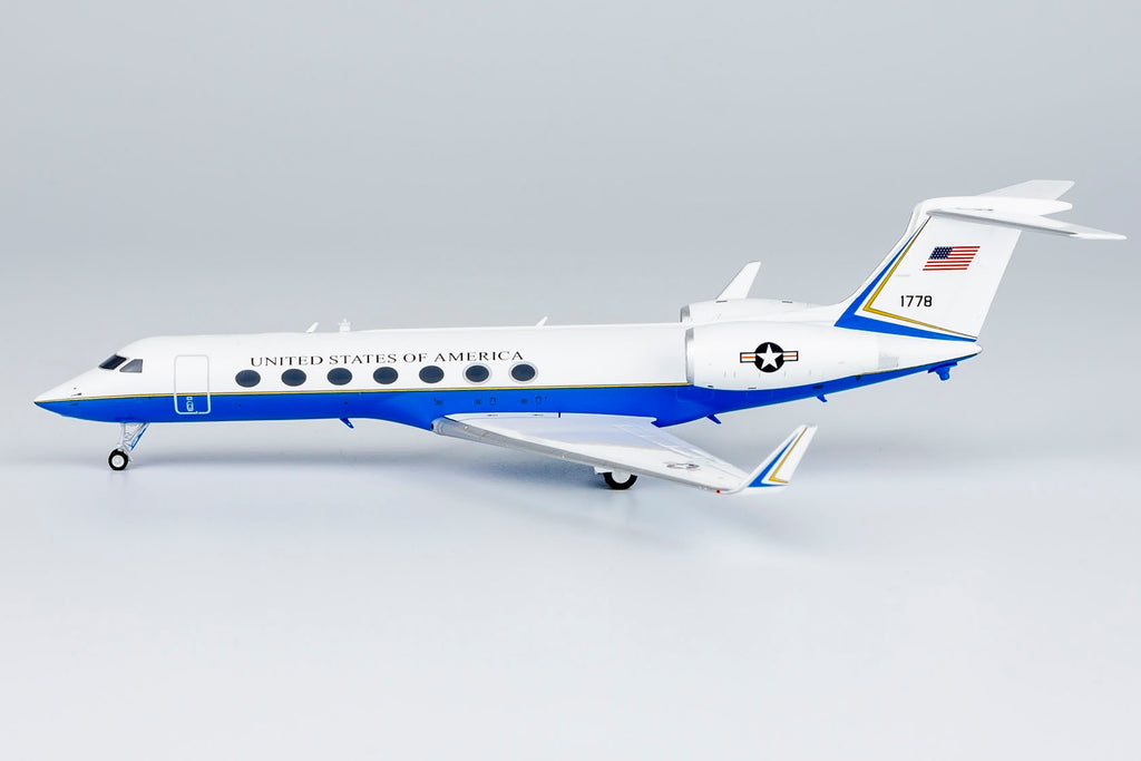 USAF Gulfstream G550 (C-37B) 09-1778 NG Model 75027 Scale 1:200