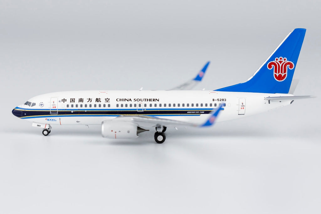 China Southern Boeing 737-700 B-5283 4000th Next Generation 737 NG Model 77035 Scale 1:400