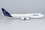 Lufthansa Boeing 747-8I D-ABYA Team D NG Model 78033 Scale 1:400