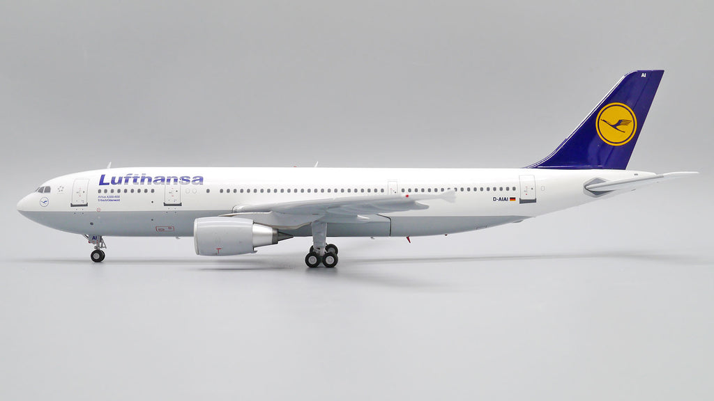 Lufthansa Airbus A300-600R D-AIAI JC Wings EW2306001 Scale 1:200