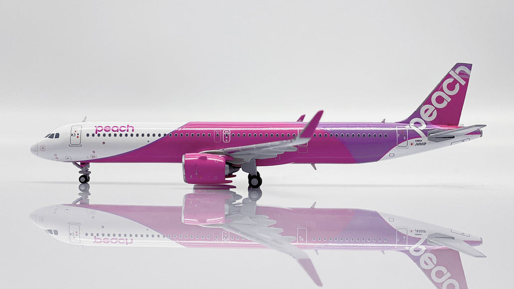Peach Aviation Airbus A321neo JA901P JC Wings EW421N014 Scale 1:400