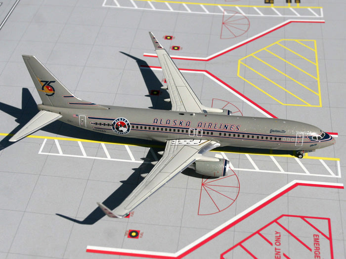 Alaska Airlines Boeing 737-800 N569AS Starliner 75th GeminiJets G2ASA059 Scale 1:200