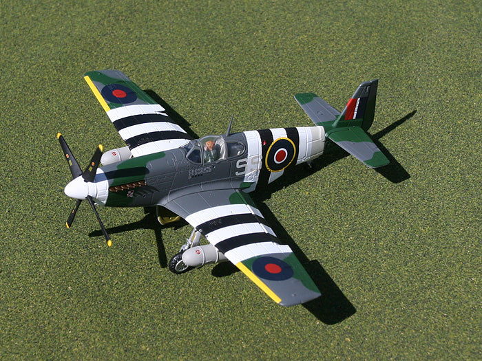 Royal Air Force P-51B Mustang FZ152 GeminiJets ACES GARAF2002 Scale 1:72