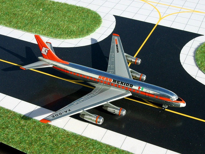 Aeromexico DC-8-50 XA-SIA GeminiJets GJAMX562 Scale 1:400