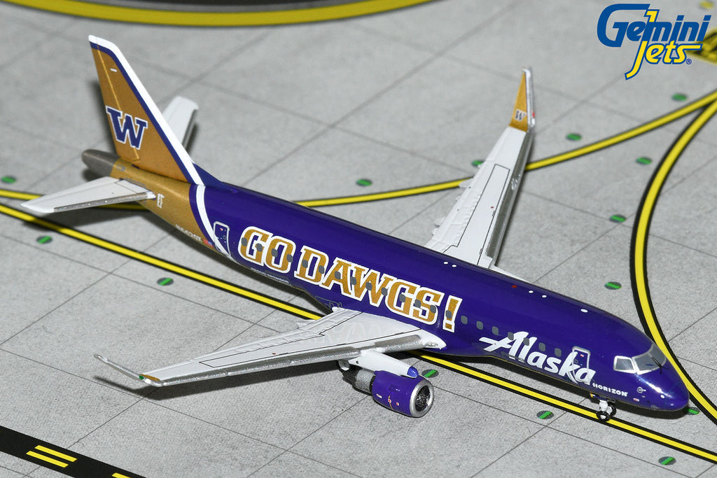 Alaska Airlines Embraer E-175 N662QX Go Dawgs GeminiJets GJASA2251 Scale 1:400