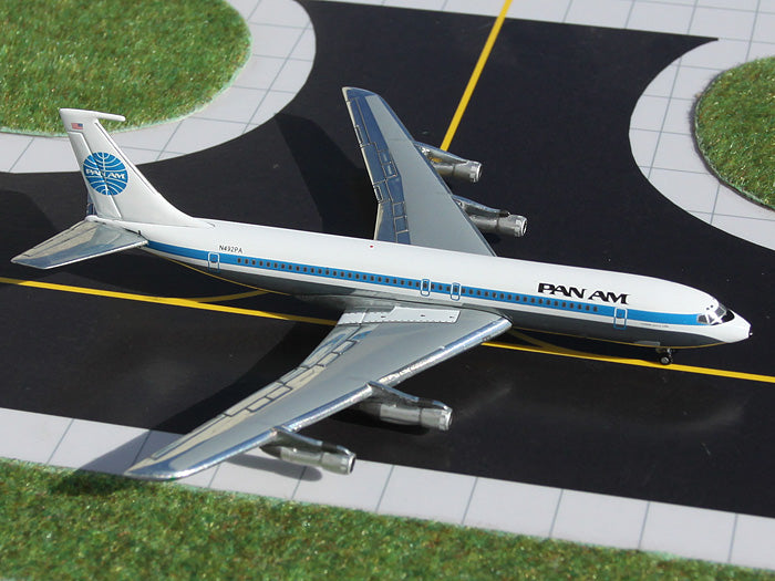 Pan Am Boeing 707-320B N492PA GeminiJets GJPAA109 Scale 1:400