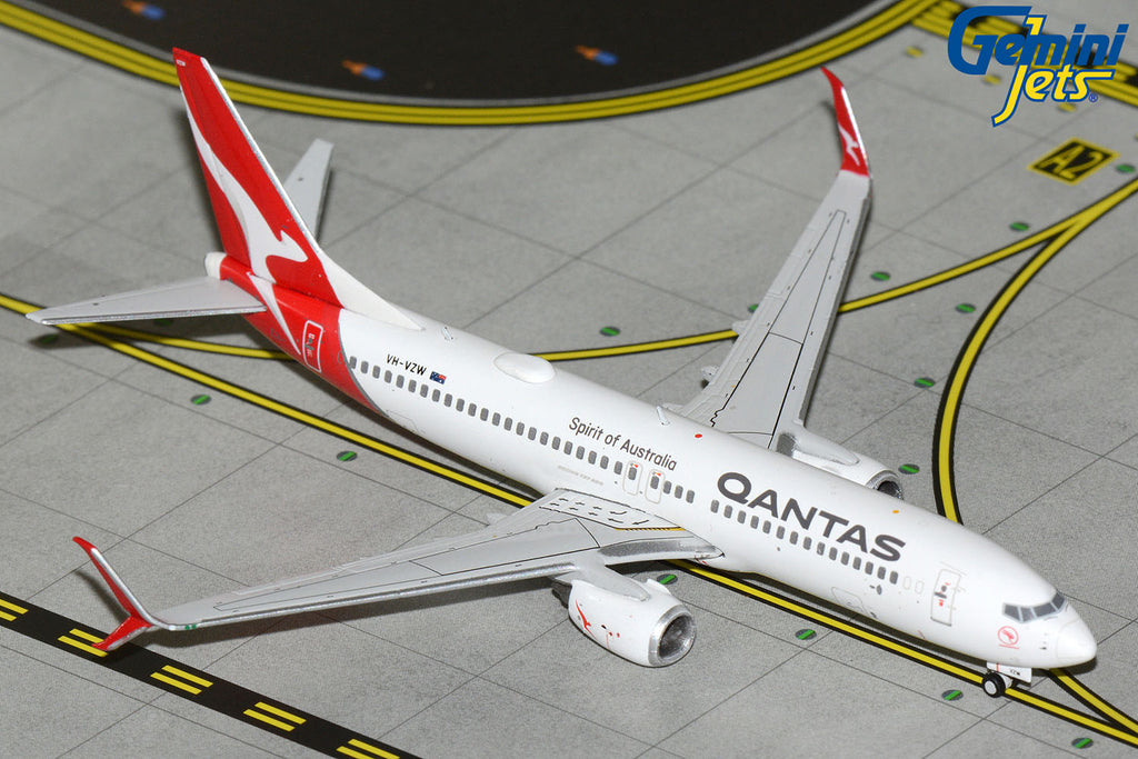 Qantas Boeing 737-800 VH-VZW GeminiJets GJQFA2371 Scale 1:400