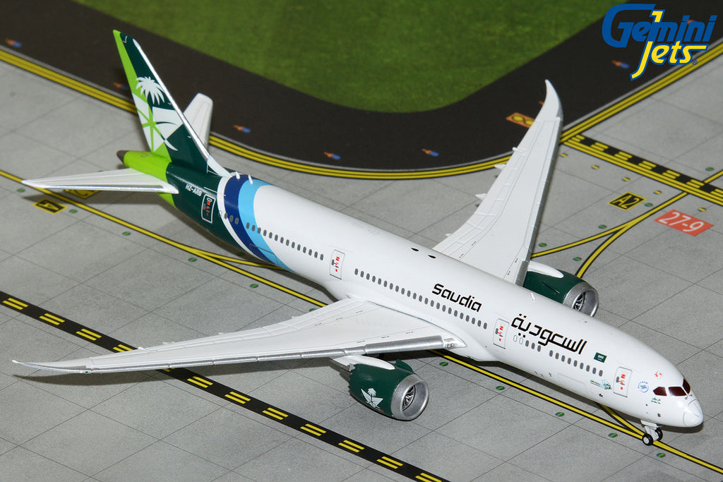 Saudia Boeing 787-9 HZ-ARB GeminiJets GJSVA2310 Scale 1:400