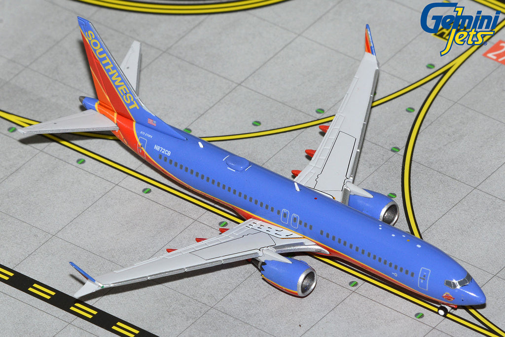 Southwest Boeing 737 MAX 8 N872CB GeminiJets GJSWA2187 Scale 1:400