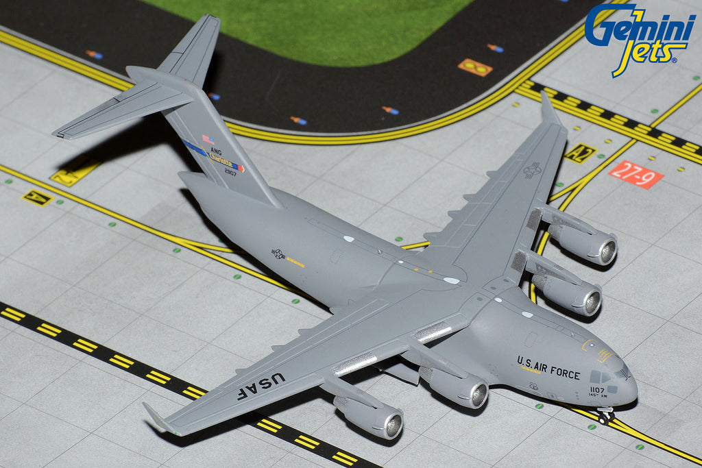 USAF Boeing C-17 02-1107 Charlotte ANG GeminiJets GMUSA137 Scale 1:400