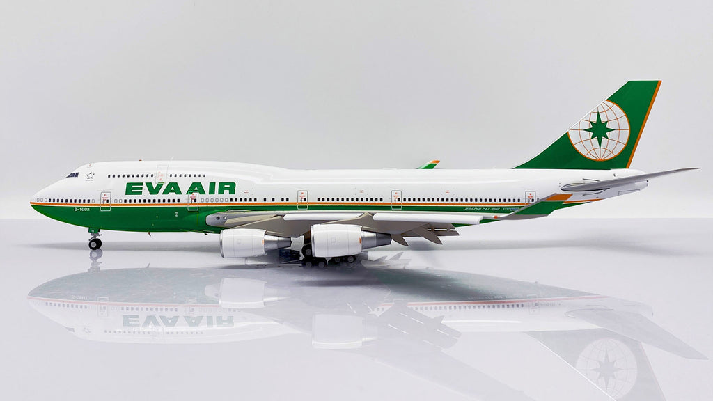 EVA Air Boeing 747-400 Flaps Down B-16411 With Aviationtag JC Wings JC2EVA0321A XX20321A Scale 1:200