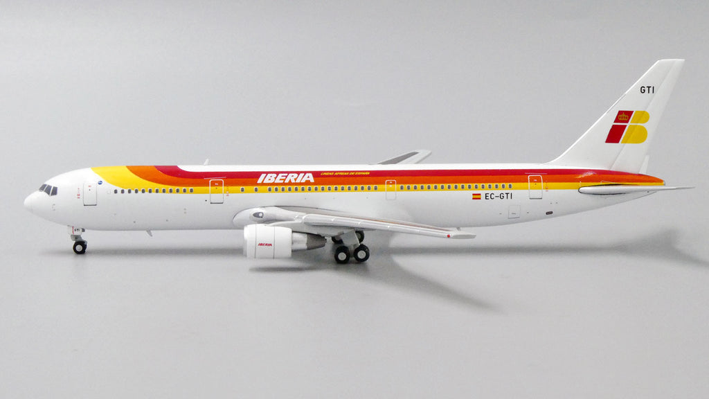 Iberia Boeing 767-300ER EC-GTI JC Wings JC4IBE261 XX4261 Scale 1:400