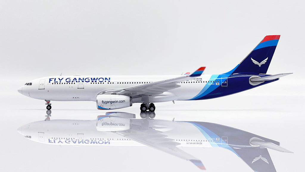 Fly Gangwon Airbus A330-200 HL8512 JC Wings LH4FGW322 LH4322 Scale 1:400