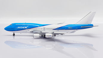 JetOneX Boeing 747-400 Flaps Down VQ-BWM JC Wings LH4LGT284A LH4284A Scale 1:400