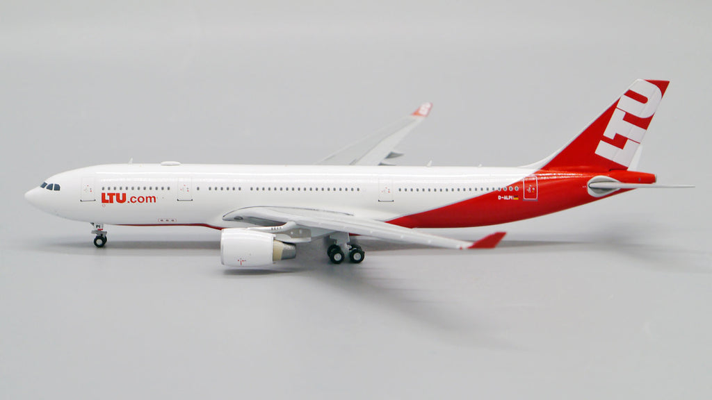 LTU Airbus A330-200 D-ALPI JC Wings LH4LTU208 LH4208 Scale 1:400