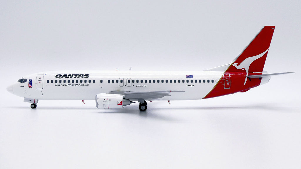 Qantas Boeing 737-400 VH-TJW 75 Years JC Wings XX20392 Scale 1:200