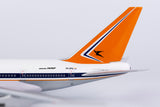 South African Airways Boeing 747SP ZS-SPD NG Model 07025 Scale 1:400