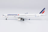 Air France Airbus A321 F-GTAU NG Model 13033 Scale 1:400