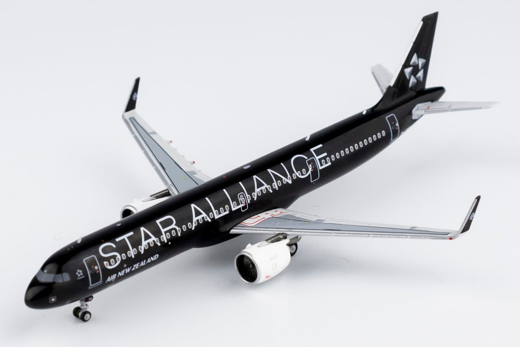 Air New Zealand Airbus A321neo ZK-OYB Star Alliance NG Model 13056 Scale  1:400