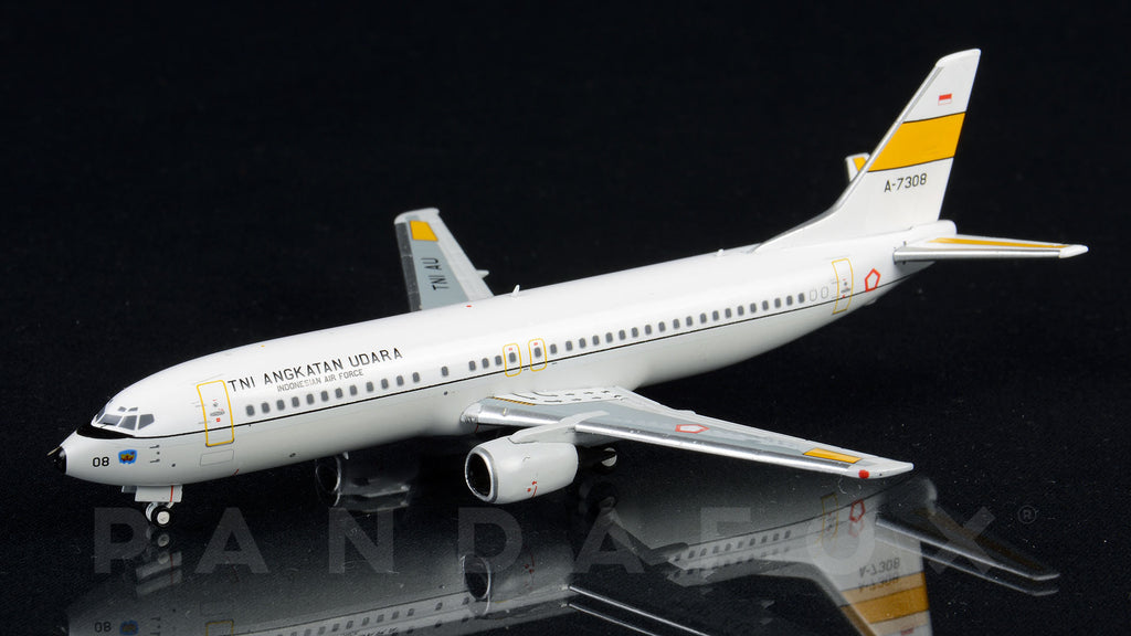 Indonesian Air Force Boeing 737-400 A-7308 Panda Models 202032 Scale 1:400