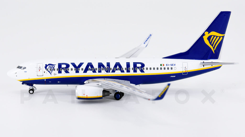 Ryanair toy store plane set