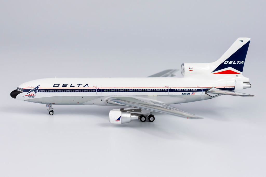 Delta Lockheed L-1011-100 N707DA We The People 1776-1976 NG Model 31026 Scale 1:400