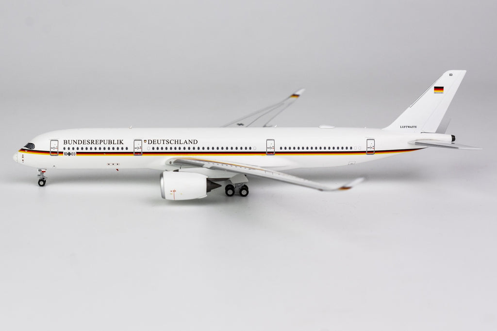 Luftwaffe Airbus A350-900 10+03 NG Model 39005 Scale 1:400