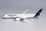 Lufthansa Airbus A350-900 D-AIXP Lufthansa & You #TogetherAgain NG Model 39019 Scale 1:400