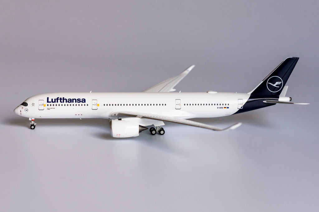 Lufthansa Airbus A350-900 D-AIXQ NG Model 39020 Scale 1:400
