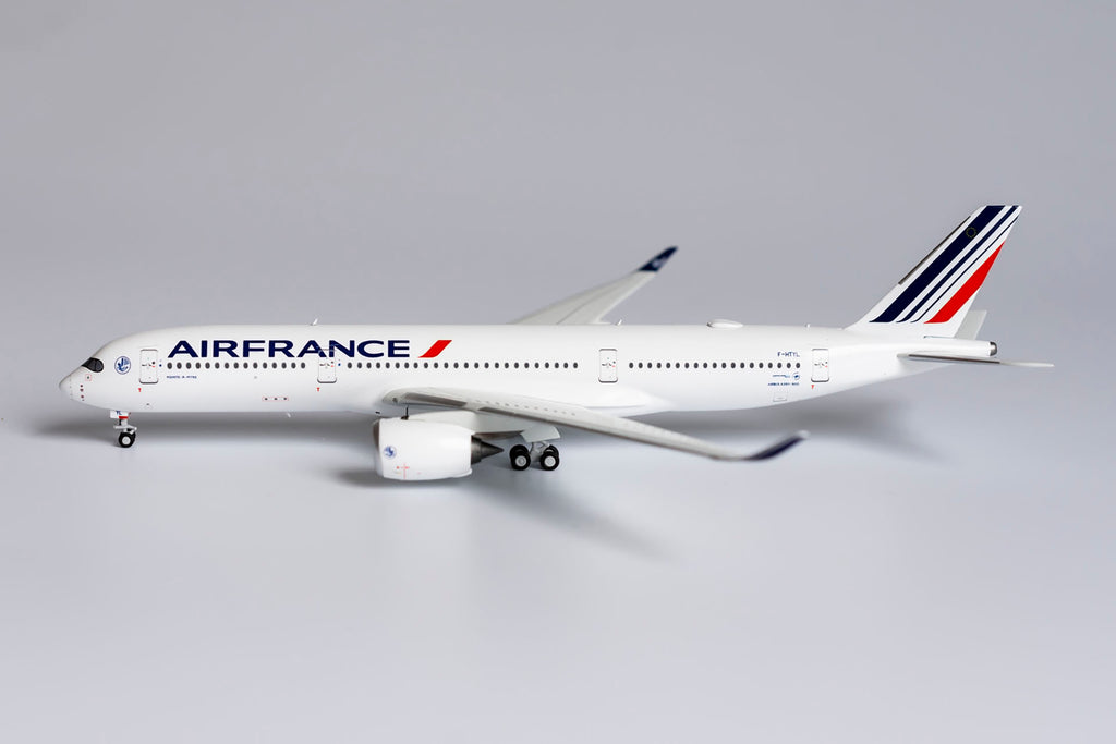 Air France Airbus A350-900 F-HTYL NG Model 39027 Scale 1:400