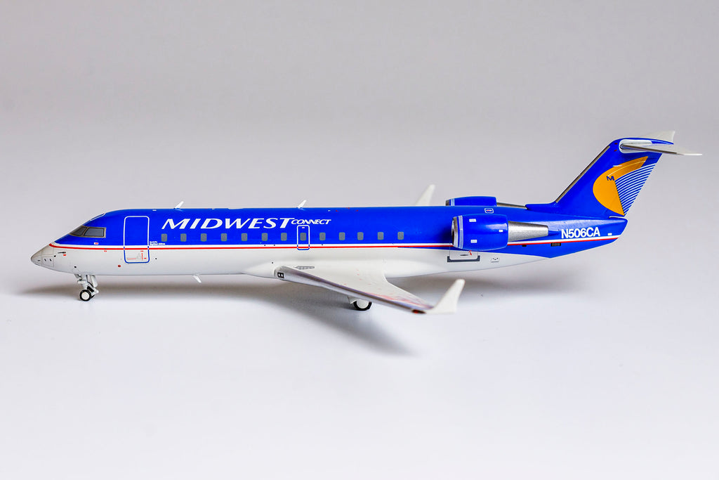 Midwest Connect Bombardier CRJ200ER N506CA NG Model 52041 Scale 1:200
