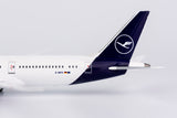 Lufthansa Boeing 787-9 D-ABPA NG Model 55082 Scale 1:400