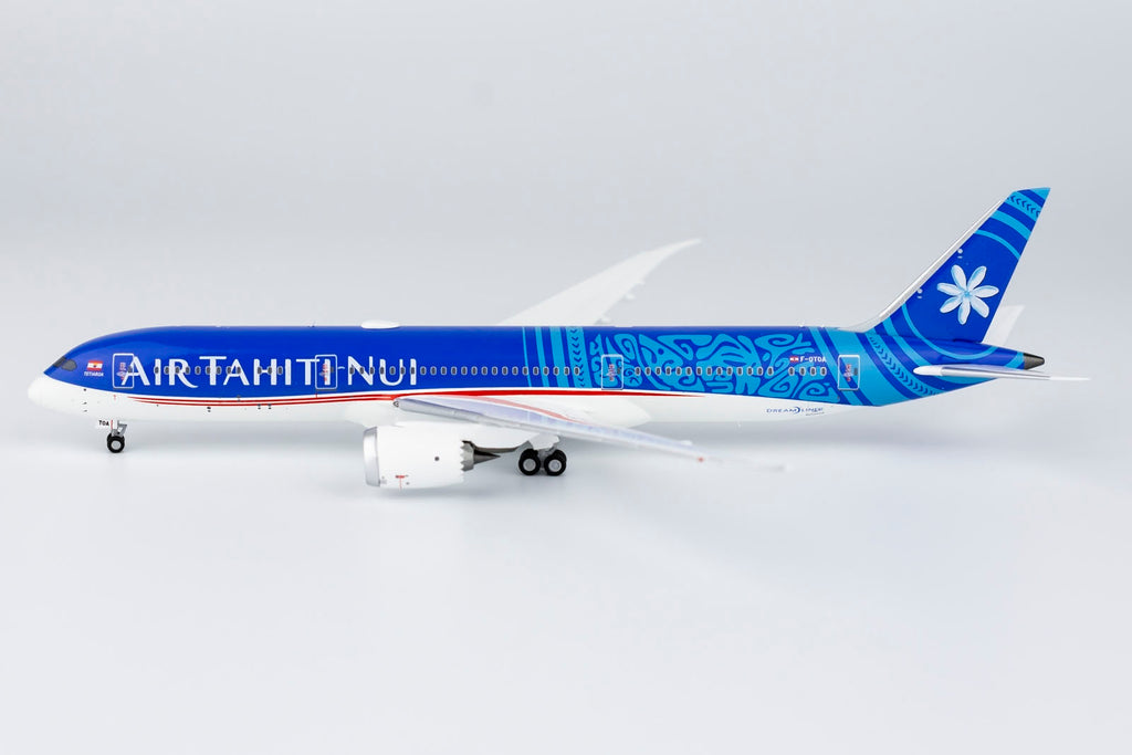Air Tahiti Nui Boeing 787-9 F-OTOA Tetiaroa NG Model 55088 Scale 1:400