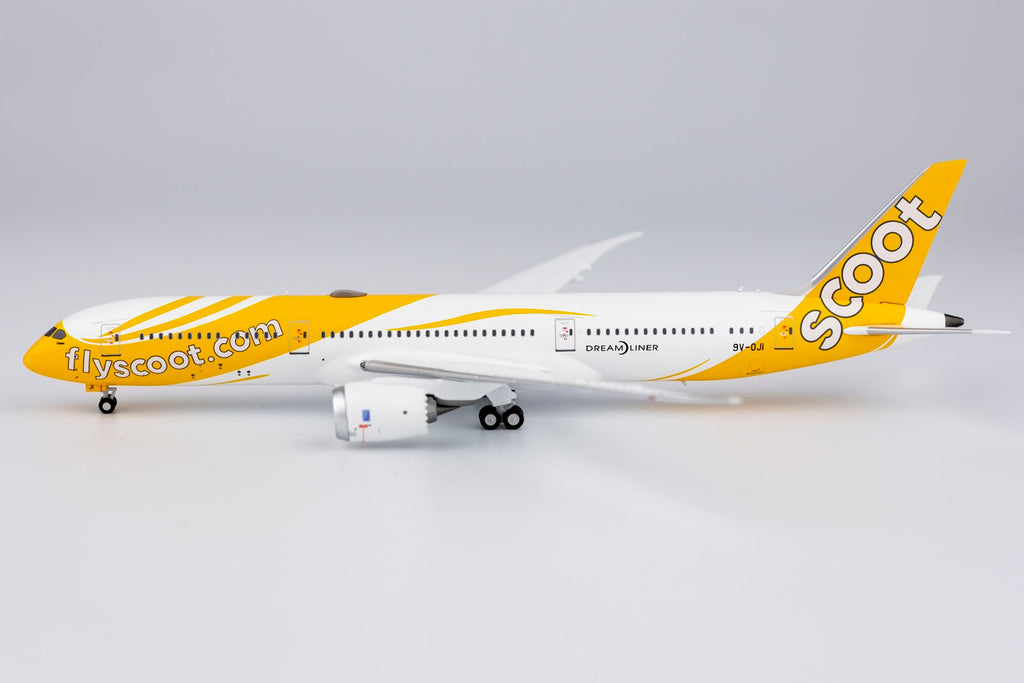 Scoot Boeing 787-9 9V-OJI NG Model 55097 Scale 1:400