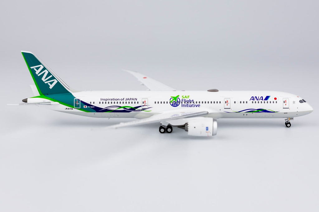 ANA Boeing 787-9 JA871A Future Promise NG Model 55100 Scale 1:400 