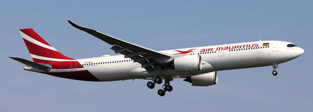 Air Mauritius Airbus A330-900neo 3B-NBU JC Wings JC4MAU156 XX4156 Scale 1:400